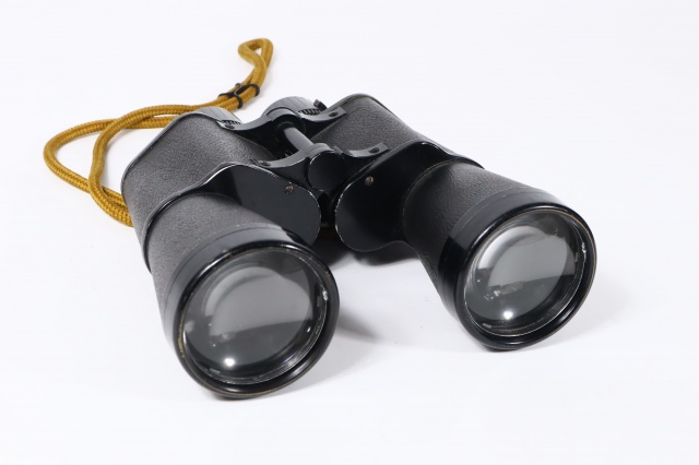 Nikonなどの双眼鏡を数点お買取りいたしました。