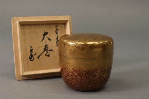 棗など茶道具数点をお引き受けいたしました。