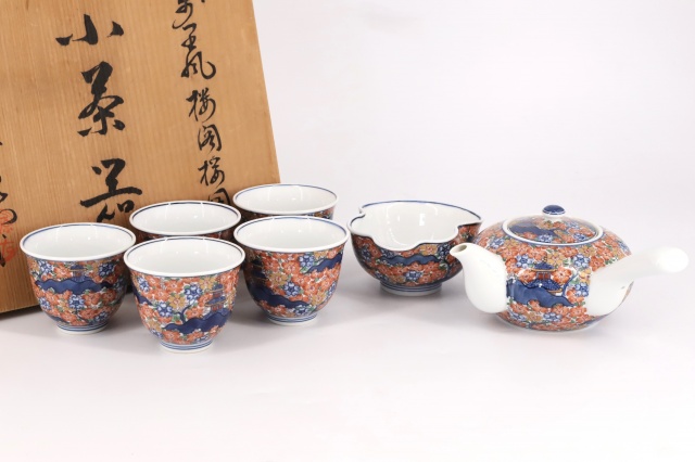 源右衛門の煎茶器などをお譲りいただきました。