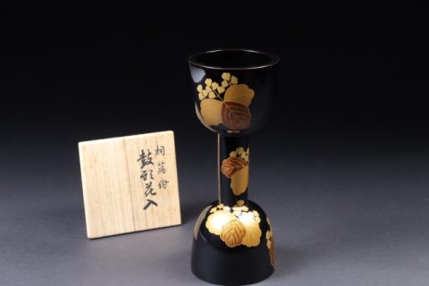 平安堂 わん与作 鼓形花入 などをお譲りいただきました。