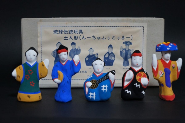 沖縄の郷土玩具をお引き受けいたしました。