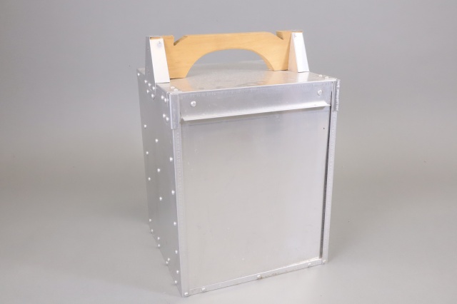 レトロな中華出前箱