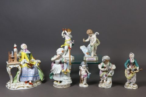 リピーターのお客様より マイセンのフィギュリンお買取いたしました