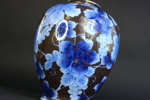 オールド深川の花瓶をお買取いたしました