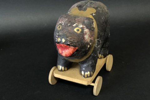 福島県の郷土玩具、珍しい会津張子の熊車など数点お買取いたしました