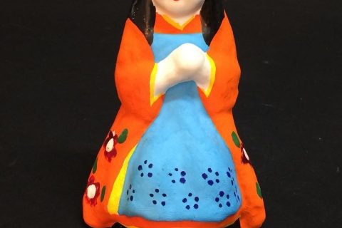 山形県の郷土人形、大石文子作の酒田人形の少女をお買取いたしました
