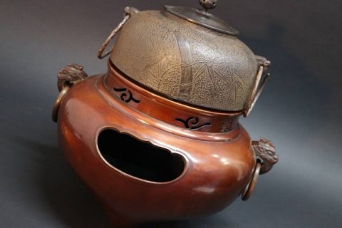 高橋敬典 造 唐銅鬼面風炉・竹紋阿弥陀釜をお買取いたしました