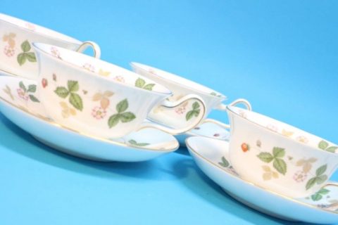 ウェッジウッド ワイルドストロベリーのカップ＆ソーサーをお買取いたしました