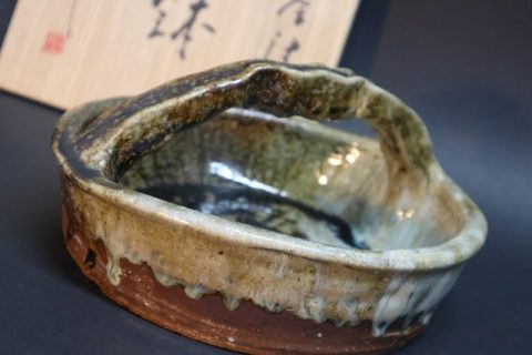 西岡小十 作 手付鉢をお買取いたしました