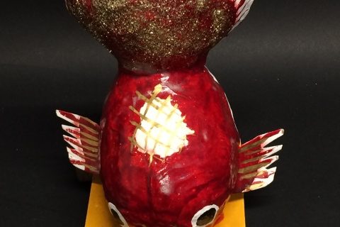 宇土の郷土玩具、坂本カツ作の金魚車などの張子人形をお買取いたしました