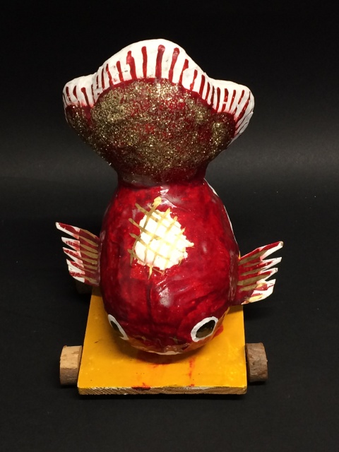 宇土の郷土玩具、坂本カツ作の金魚車などの張子人形をお買取いたしました