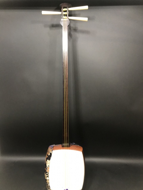 お稽古用の三味線をお買取いたしました