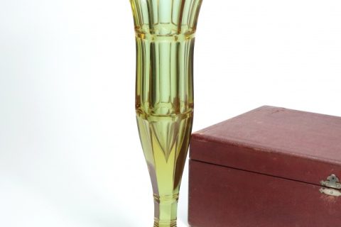 モーゼルの花瓶