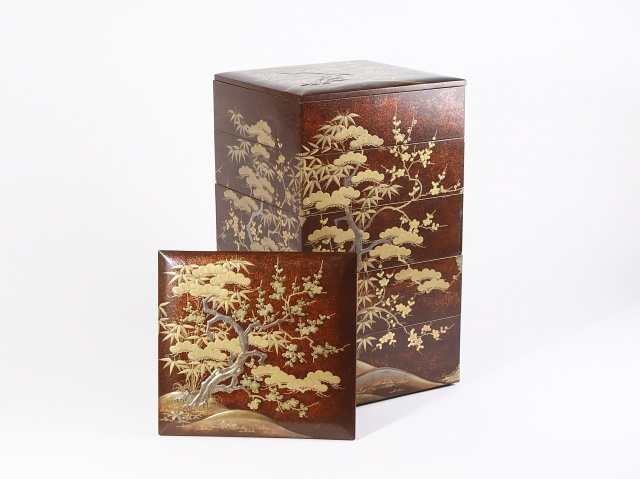 松竹梅蒔絵　重箱