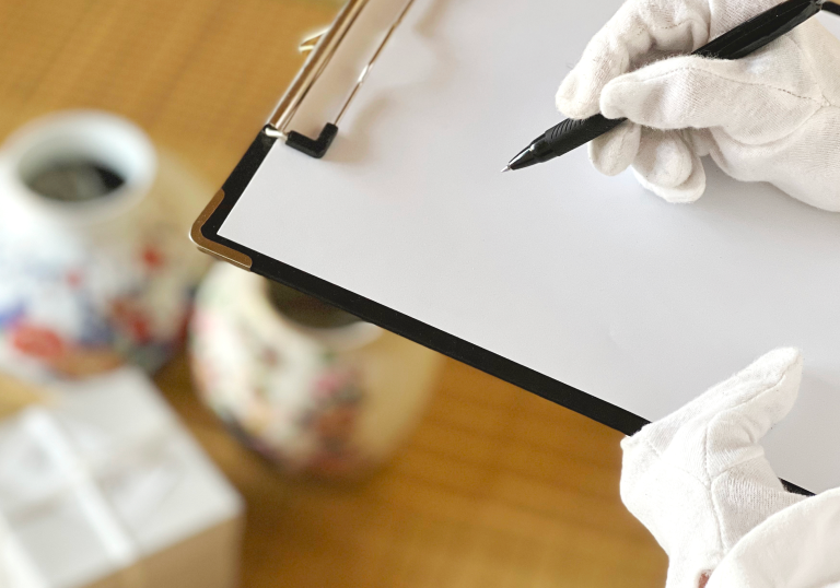 骨董から日用品まで「まとめて一括査定」